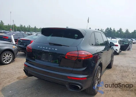2017 Porsche Cayenne Platinum Edition z USA, uszkodzony, nr VIN WP1AA2A24HKA83525